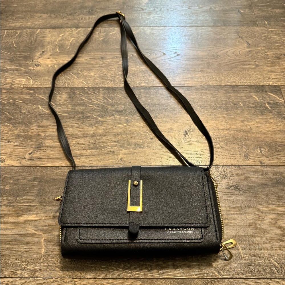Endaycon‎ Crossbody Wallet NEW